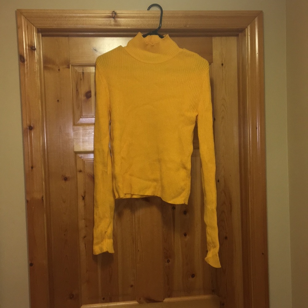 Women’s Ribbed Turtleneck